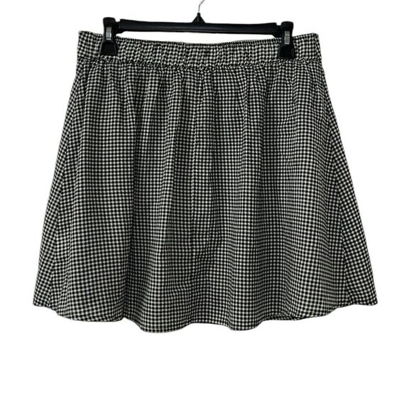 Old Navy Black & White Mini Skirt(Size Small) - Picture 2 of 6